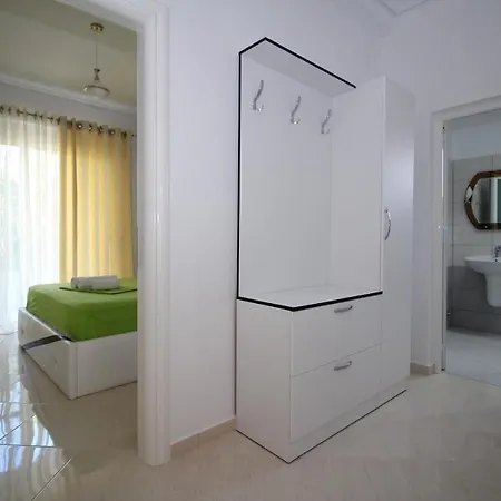 Margarita Apartment Ksamil